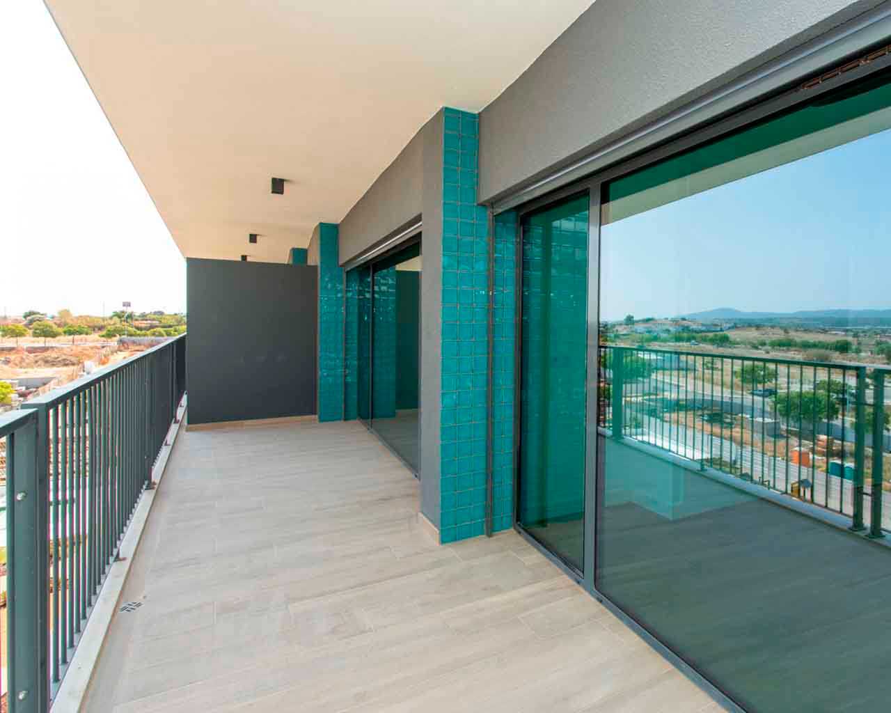 Condominium in Faro, Algarve 10055656