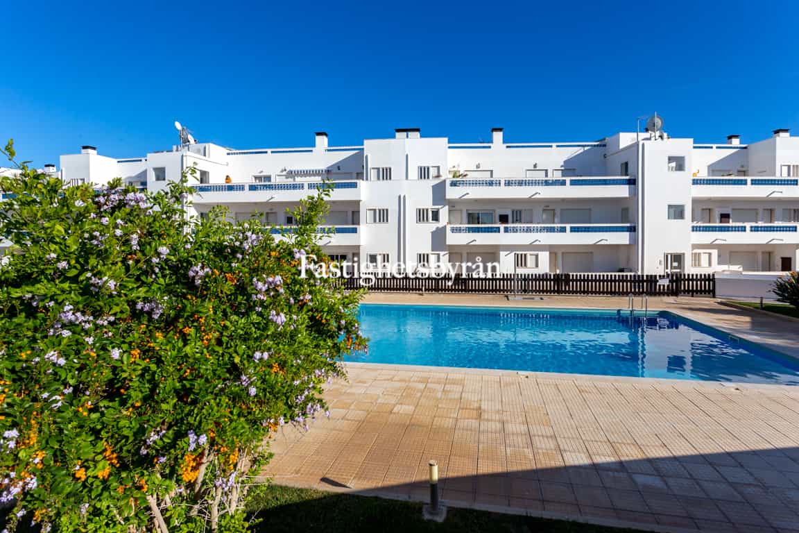 Condominium in Santa Luzia, Algarve 10055688