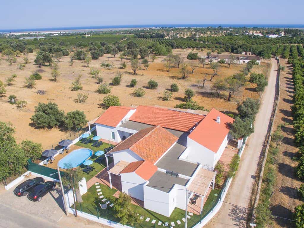 жилой дом в Tavira, Algarve 10055816