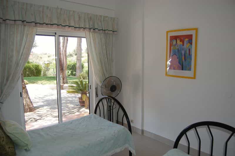 Квартира в Porches, Algarve 10055987