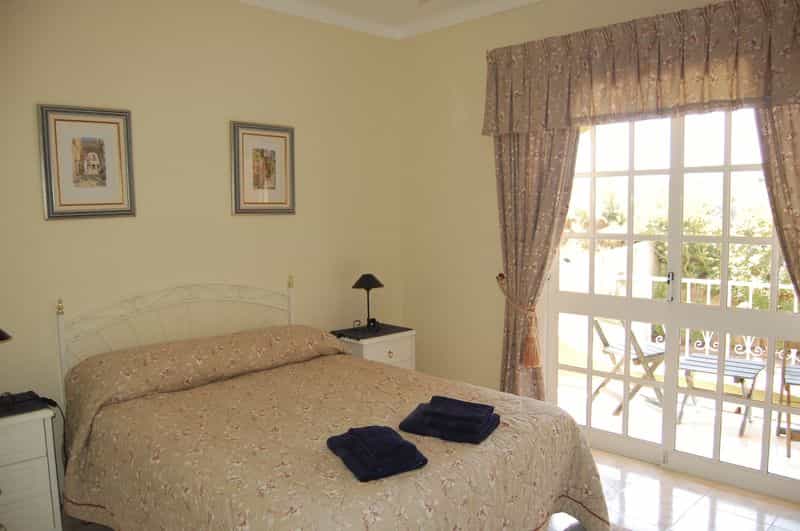 Квартира в Porches, Algarve 10055987