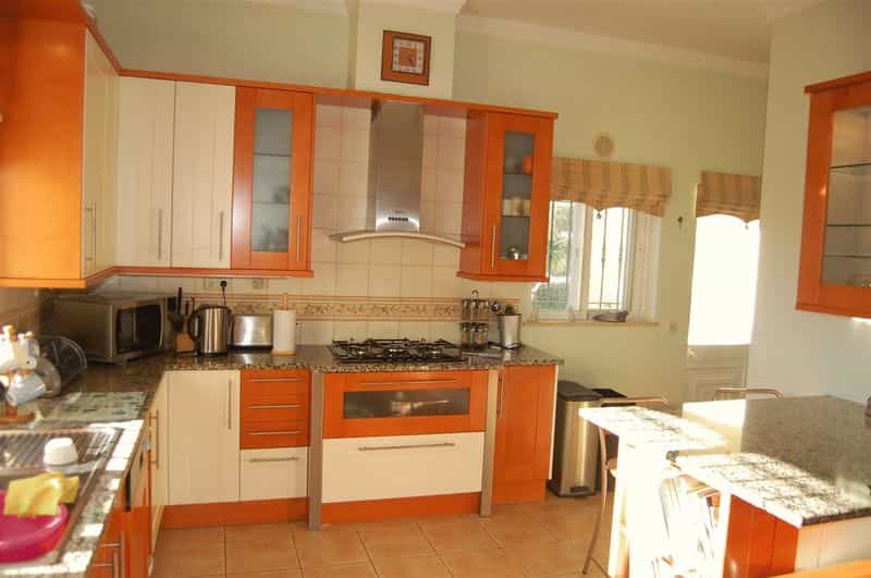 Casa nel Praia Da Luz, Algarve 10055995