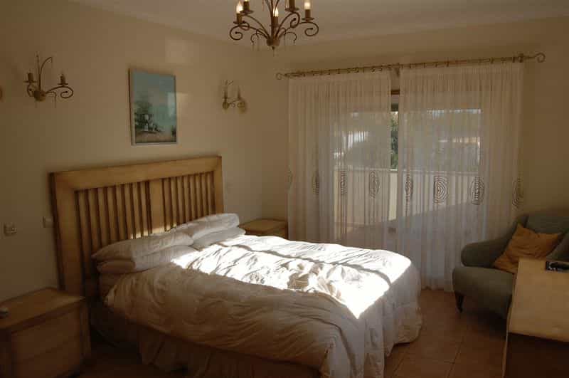 σπίτι σε Praia Da Luz, Algarve 10055995