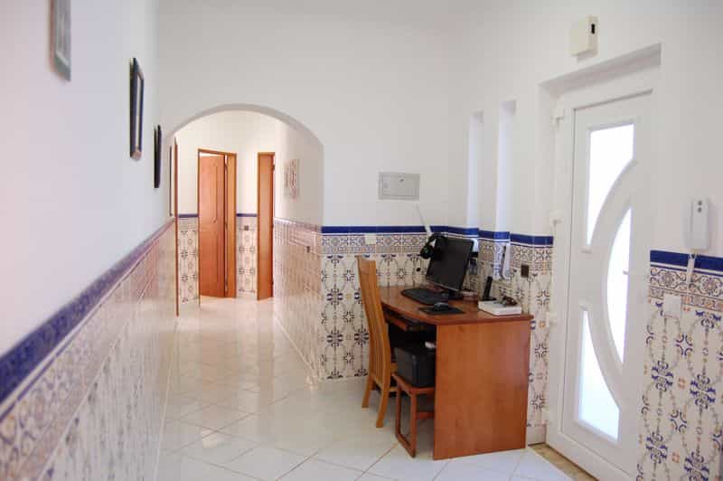 жилой дом в Almadena, Faro 10056022