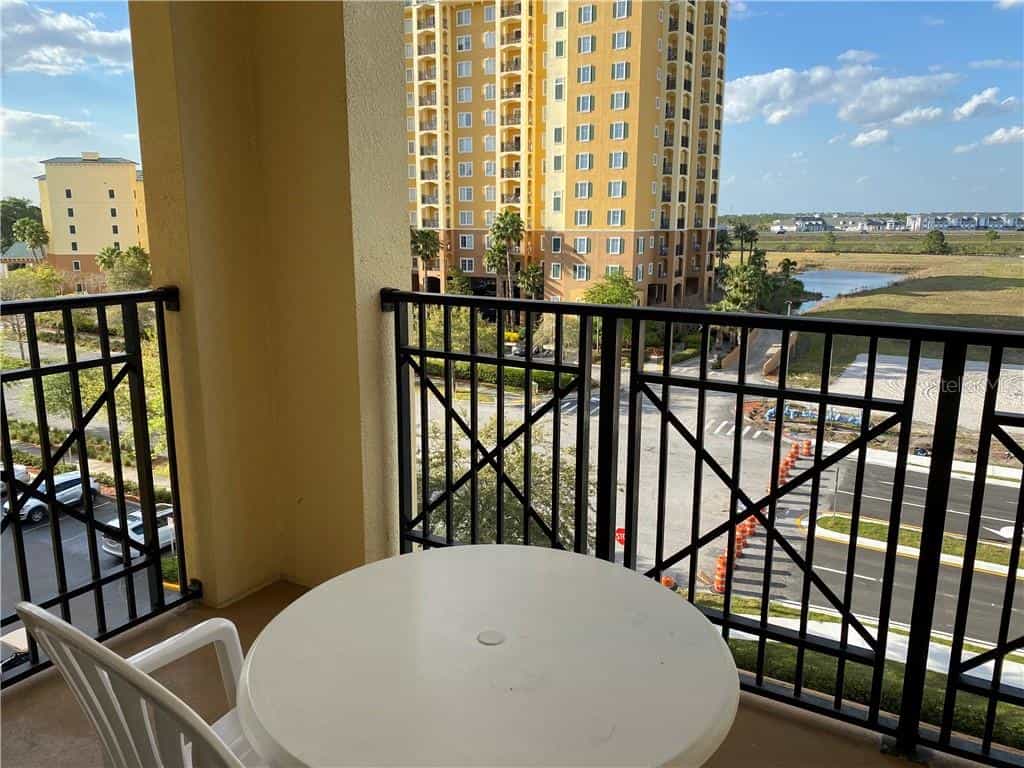 Condominium in Orlando, Florida 10056085