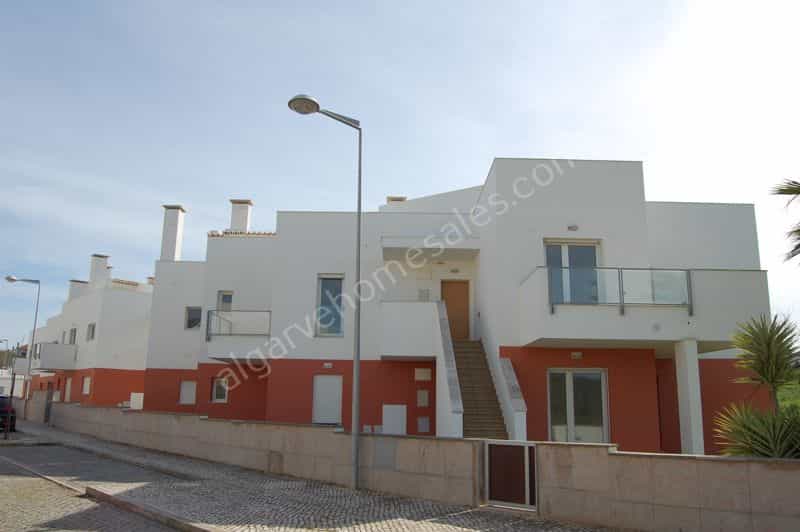 公寓 在 Algarve, Burgau 10056099