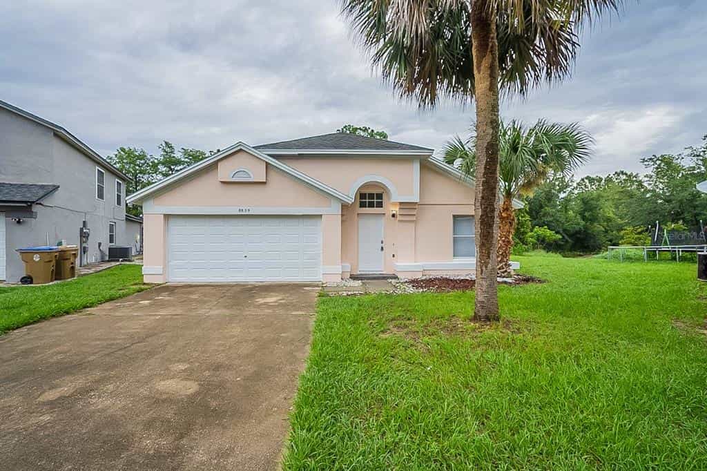 بيت في Kissimmee, Florida 10056374