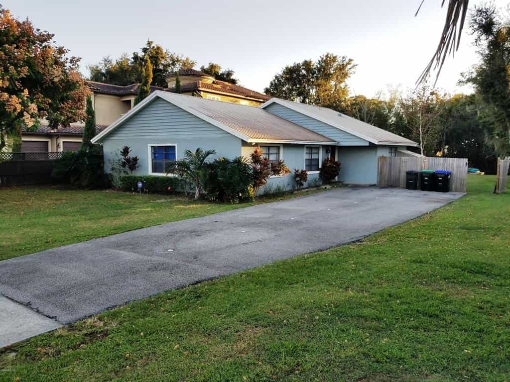 House in Summerport Beach, Florida 10056444