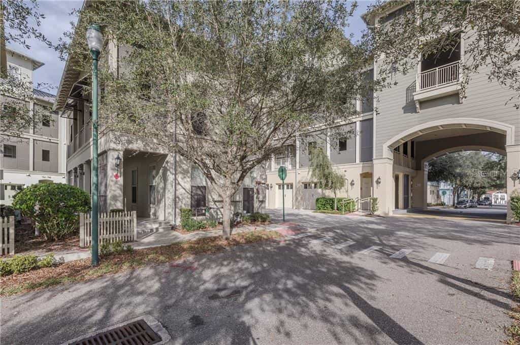 Condominium in Viering, Florida 10056813