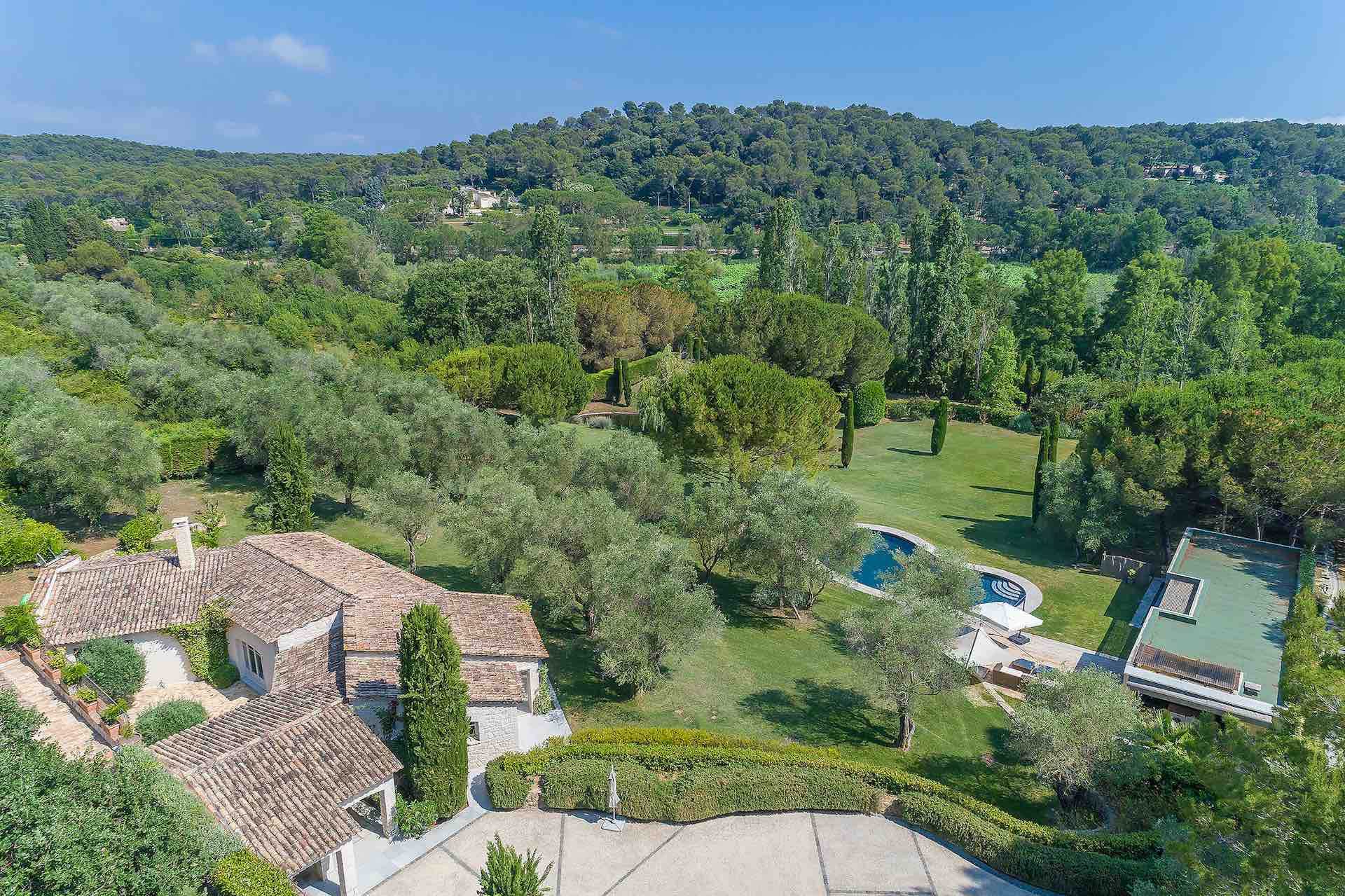 Hus i Le Cannet, Provence-Alpes-Cote d'Azur 10056940