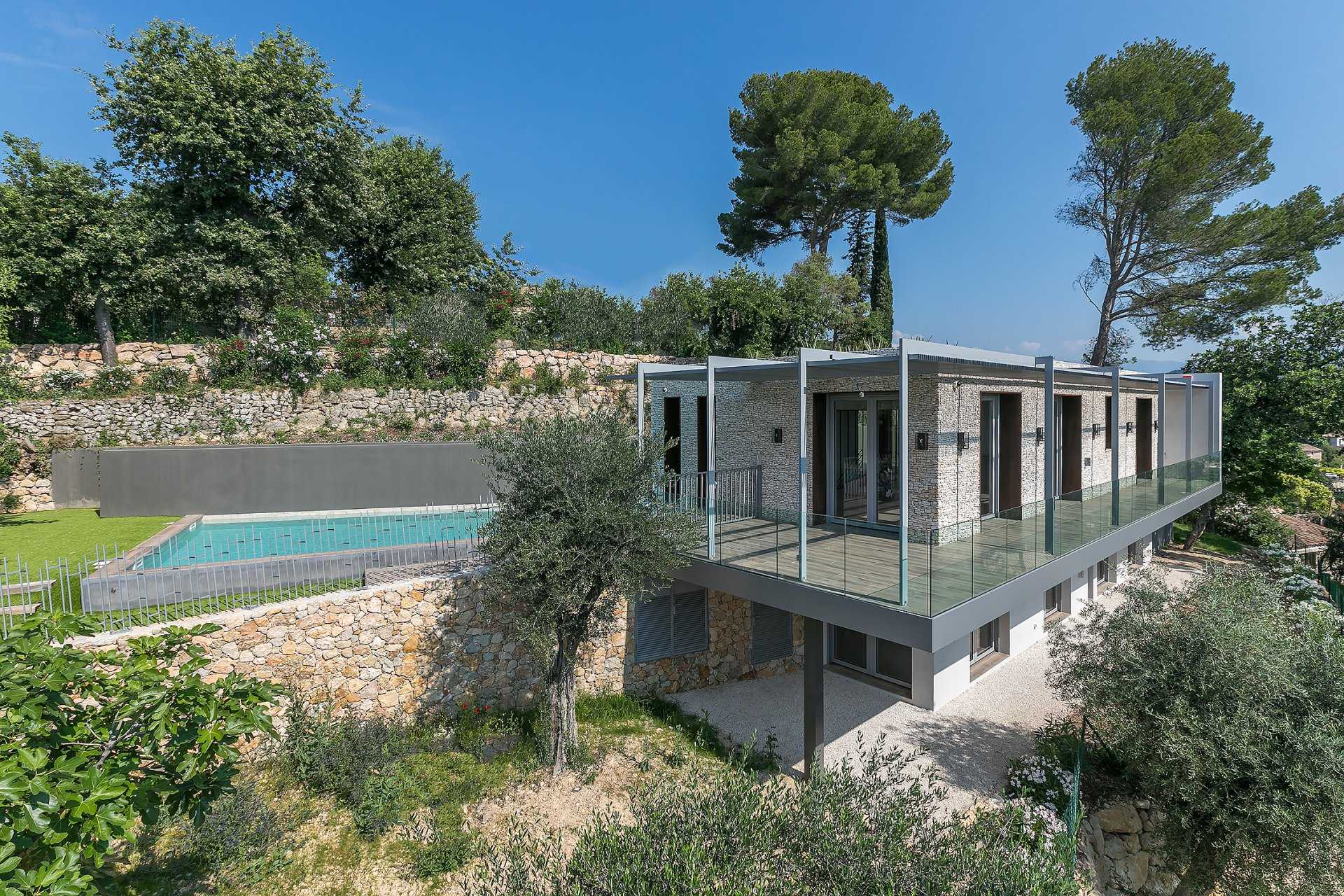 Talo sisään Mougins, Provence-Alpes-Cote d'Azur 10056946