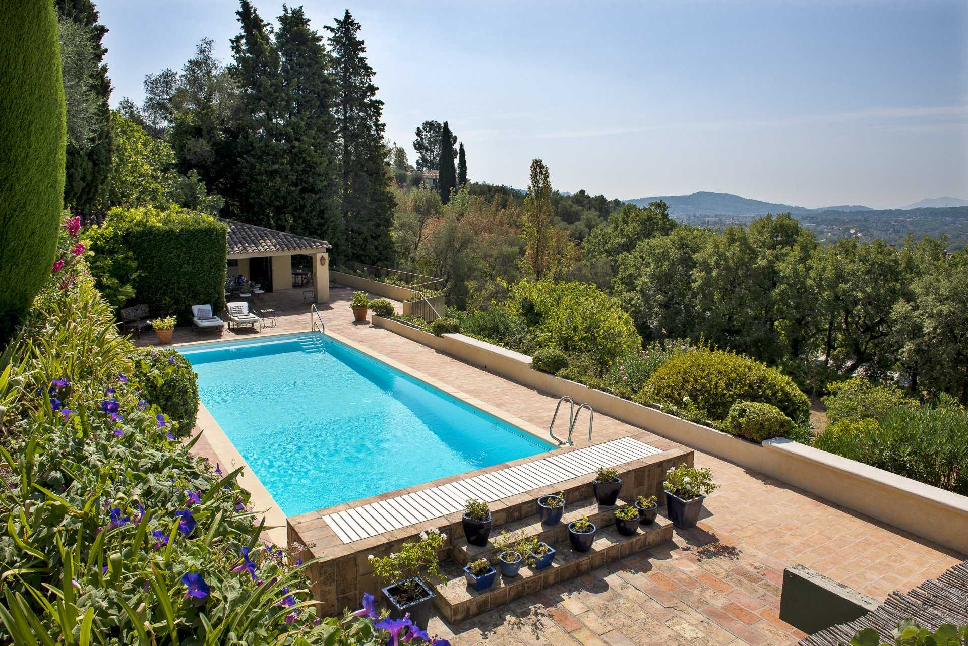 casa no Grama, Provença-Alpes-Costa Azul 10056975