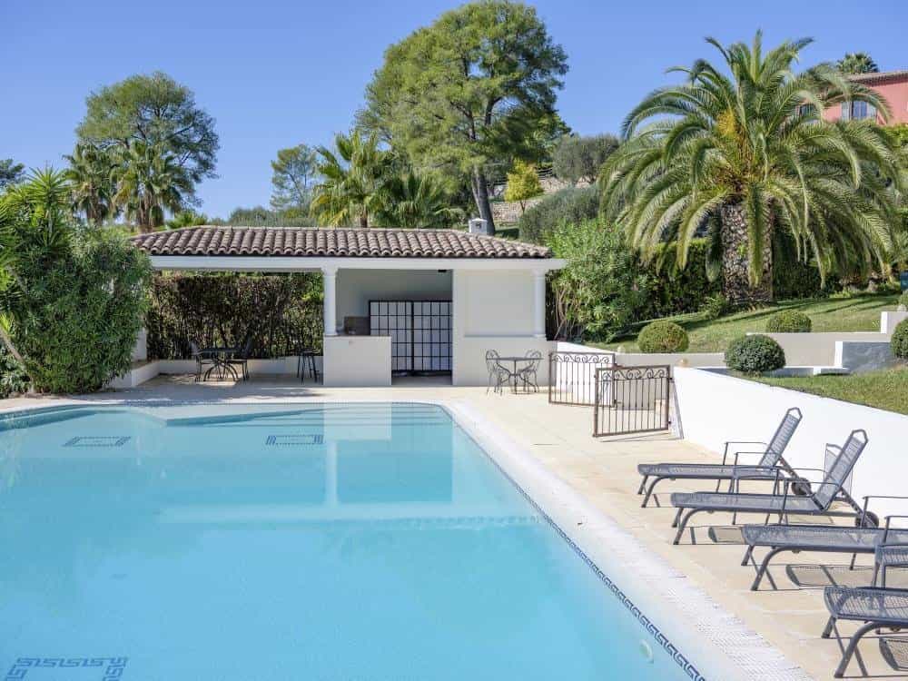 House in Mougins, Provence-Alpes-Cote d'Azur 10057008
