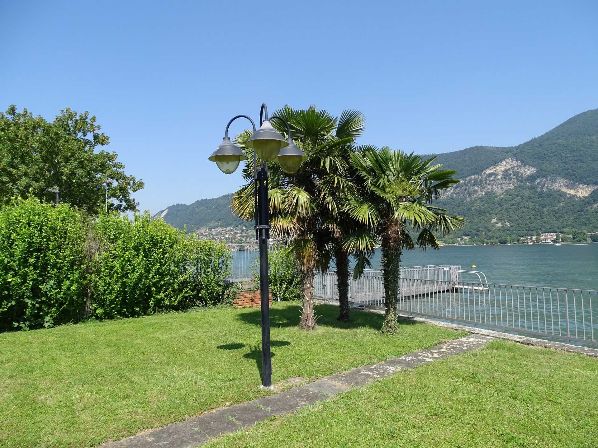 Rumah di Clusane sul Lago, Lombardia 10057124