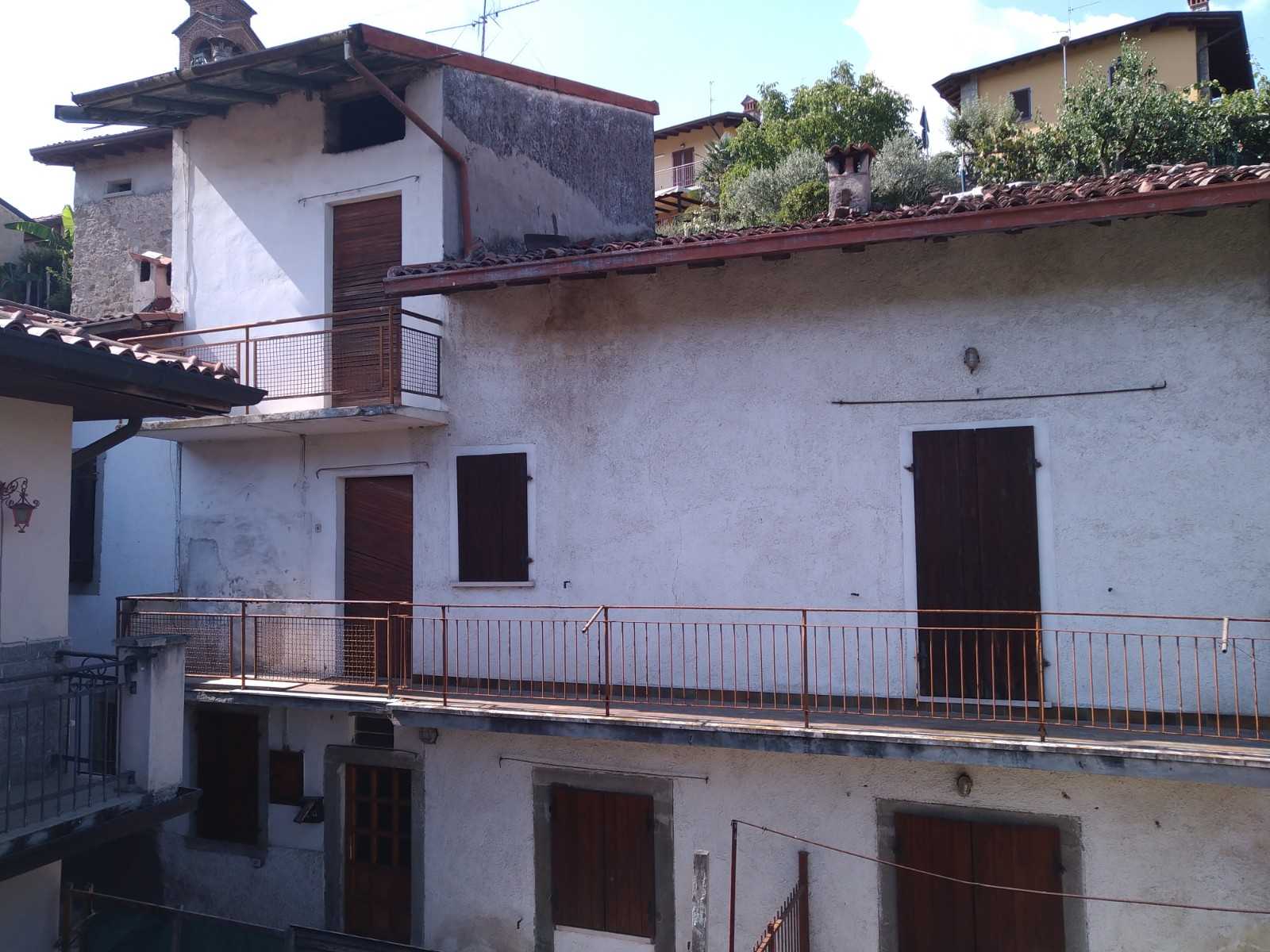 公寓 在 Sarnico, Lombardy 10057144