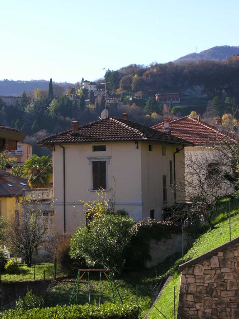 Будинок в Lovere, Lombardy 10057157