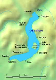 सम्मिलित में Riva Di Solto, Lombardy 10057162