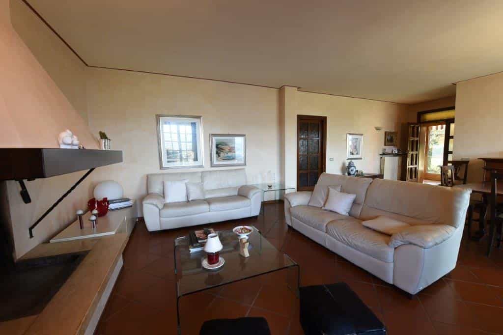 жилой дом в Sulzano, Lombardy 10057177