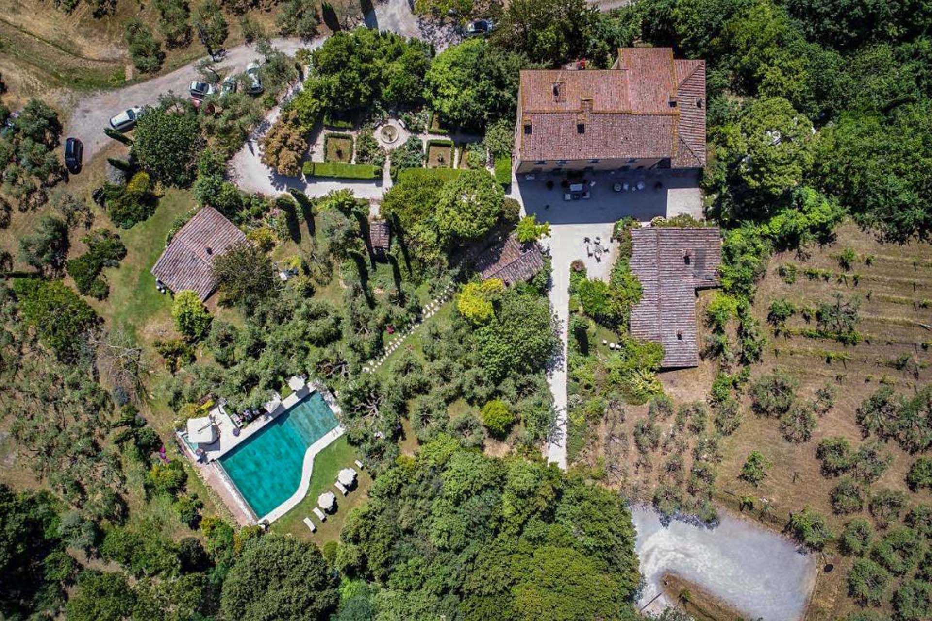 rumah dalam Montepulciano, Tuscany 10057841