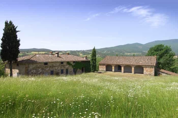 House in Pieve Santo Stefano, Tuscany 10057851