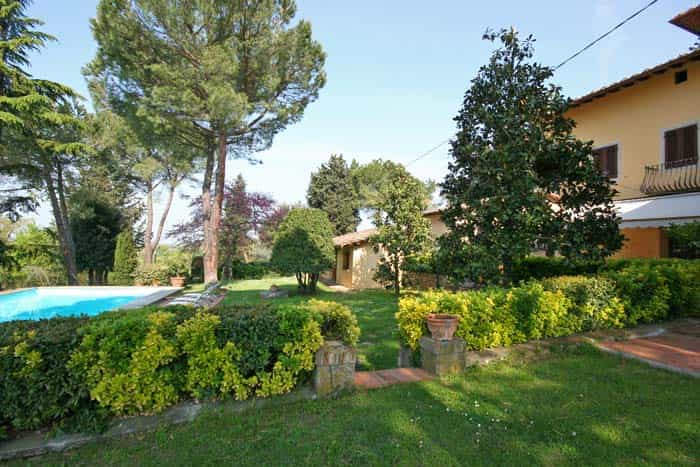 House in Tavernelle in Val di Pesa, Tuscany 10057866
