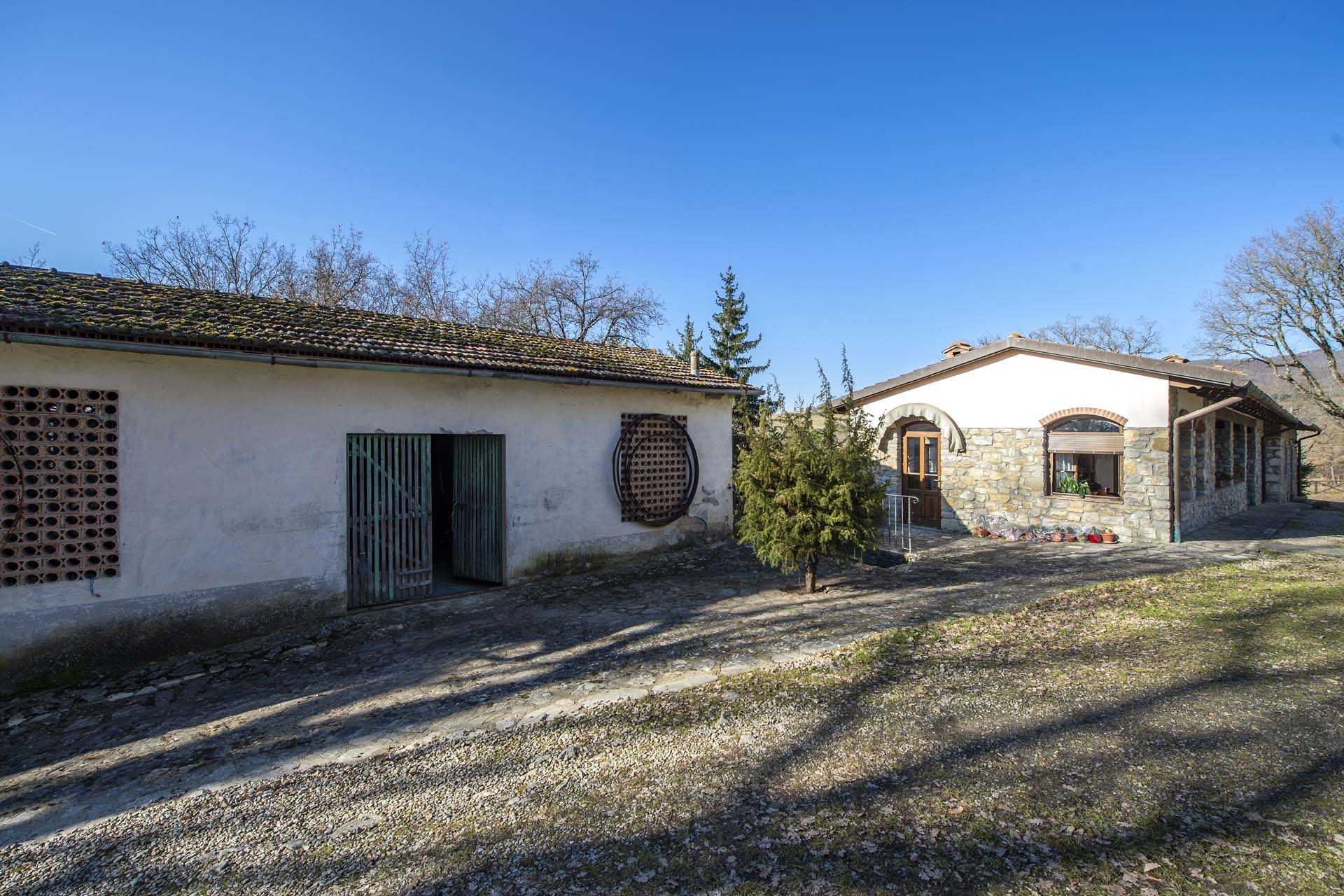 Rumah di Poppi, Arezzo 10058137