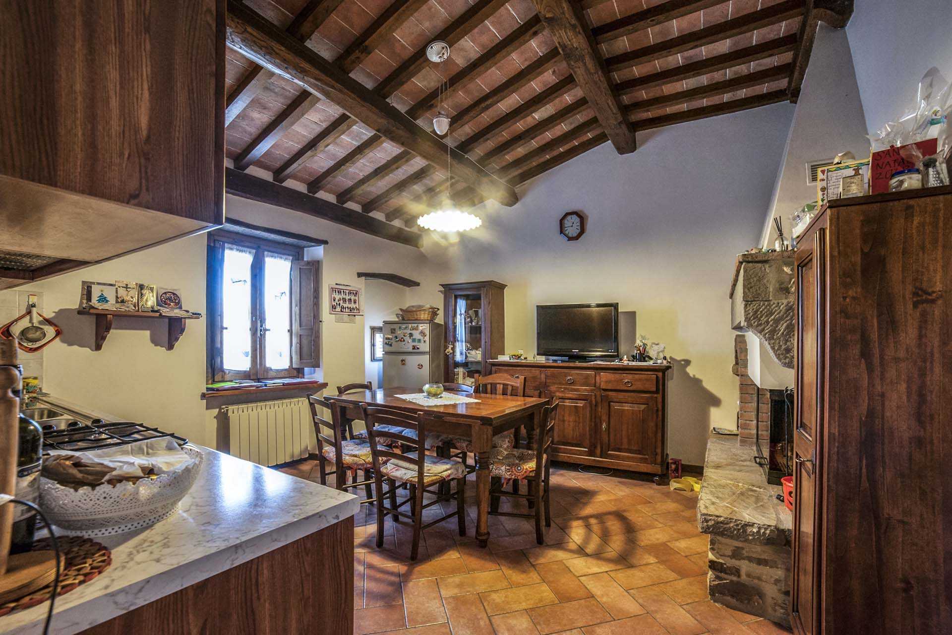 rumah dalam Poppi, Arezzo 10058137