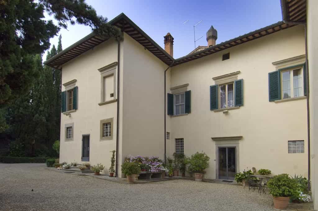 Haus im Borghetto, Perugia 10058141