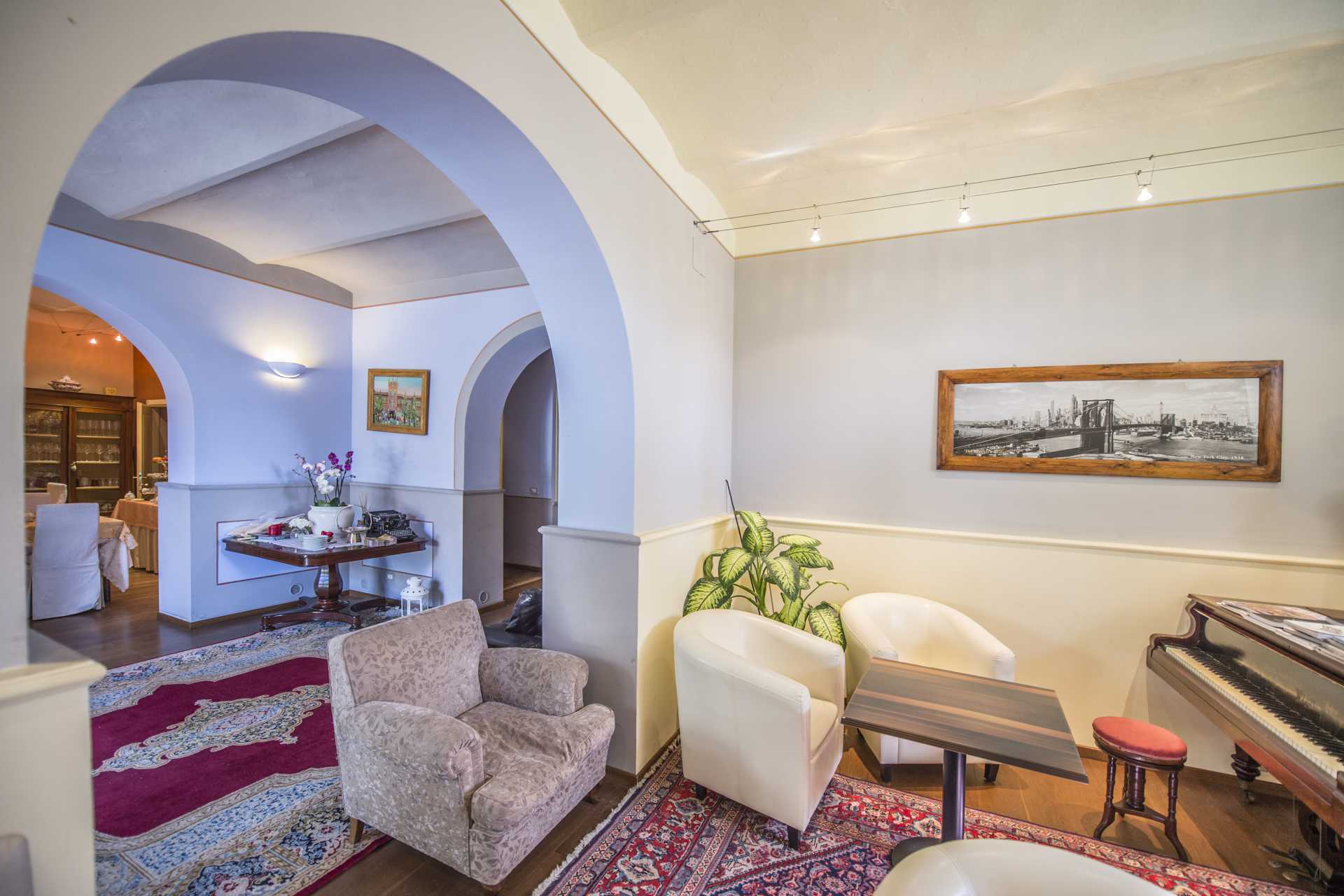 House in Florence, Florence Province 10058158
