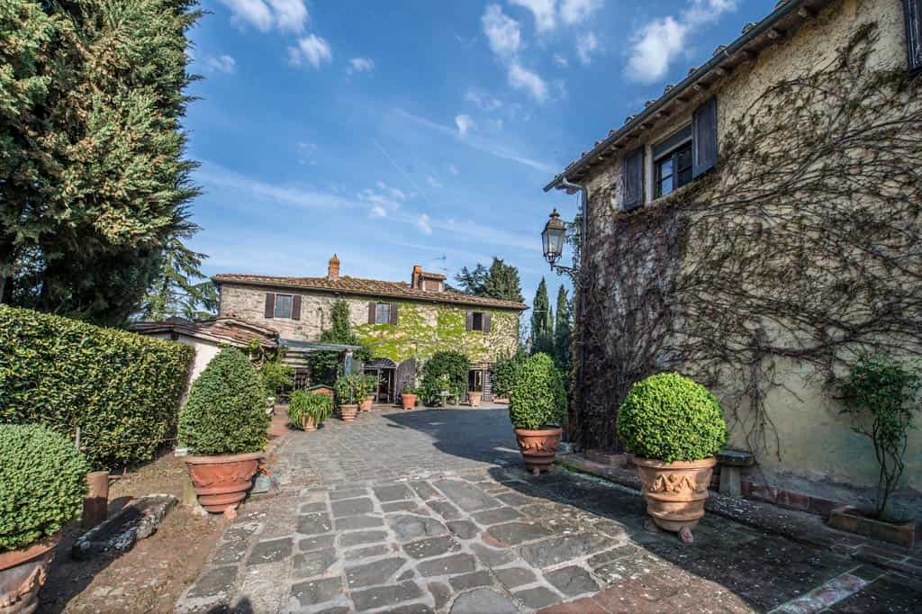 Будинок в Figline E incisa Valdarno, Florence Province 10058165