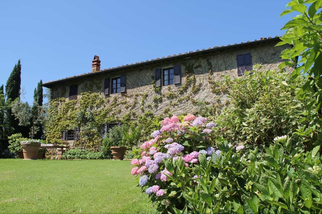 بيت في Figline E incisa Valdarno, Florence Province 10058165