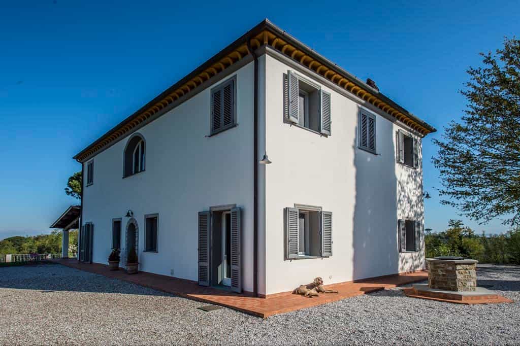 rumah dalam Palaia, Pisa 10058175