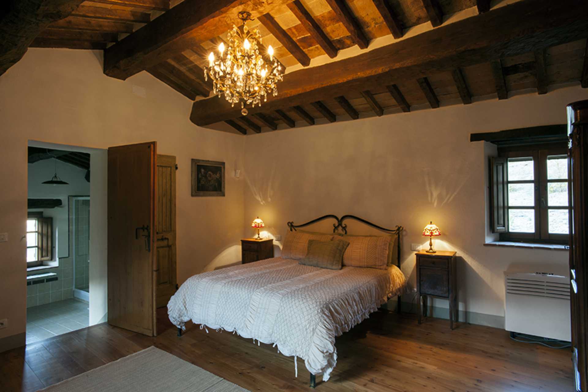 House in Cortona, Arezzo 10058187