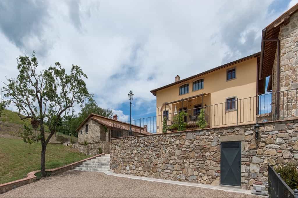 σπίτι σε Poppi, Arezzo 10058190