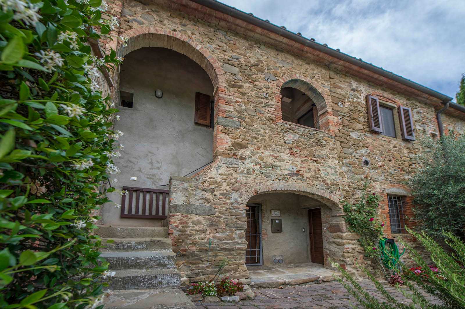 Hus i Bucine, Arezzo 10058279