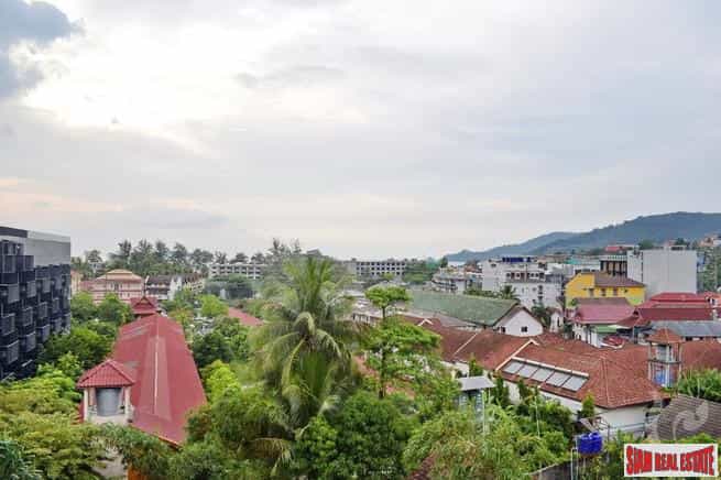 Condominium in Patong, Phuket 10058292