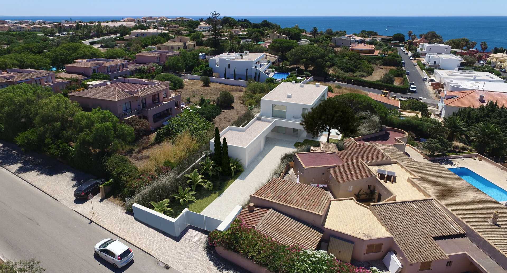House in Porto De Mos, Algarve 10058302