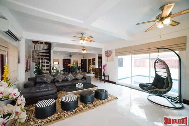 집 에 Nai Yang, Phuket 10058328