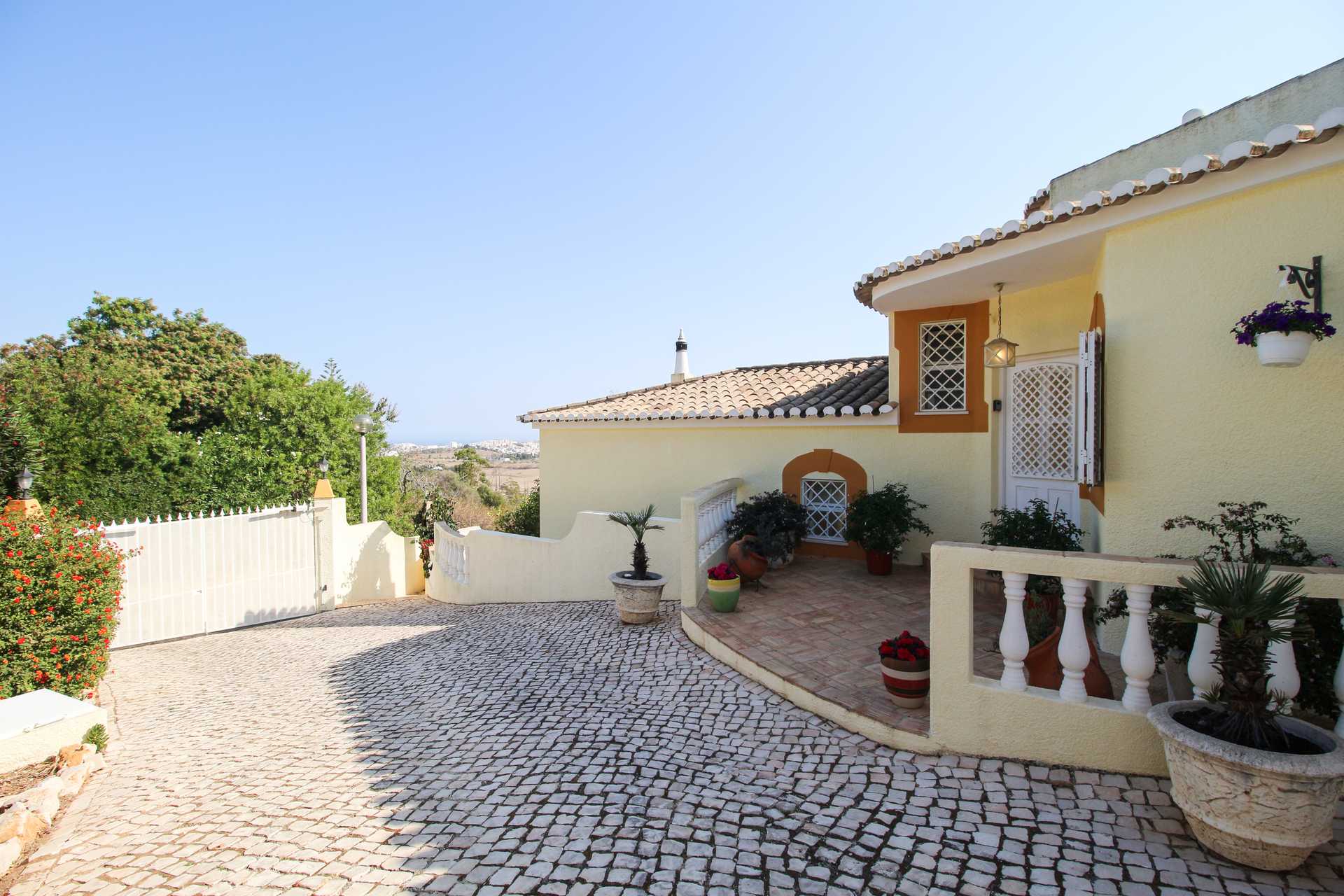 房子 在 Monte Funchal, Algarve 10058397