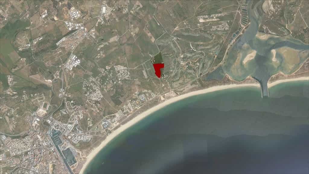 Terra no Meia Praia, Algarve 10058421