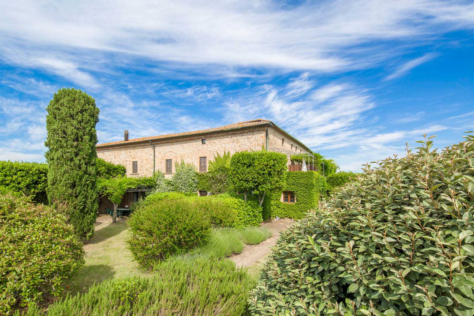 rumah dalam Volterra, Tuscany 10058526