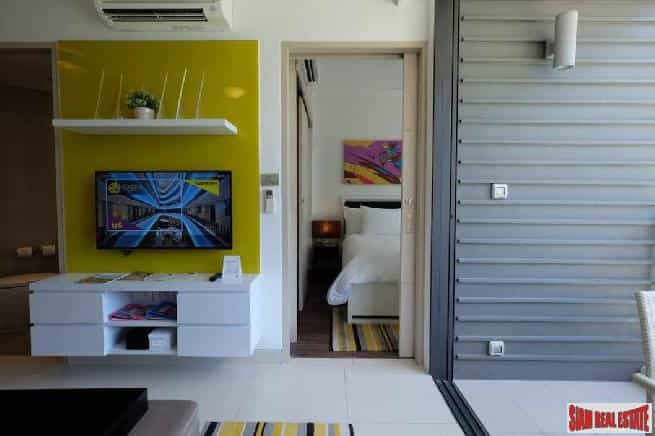 Condominium in Laguna, Phuket 10058572