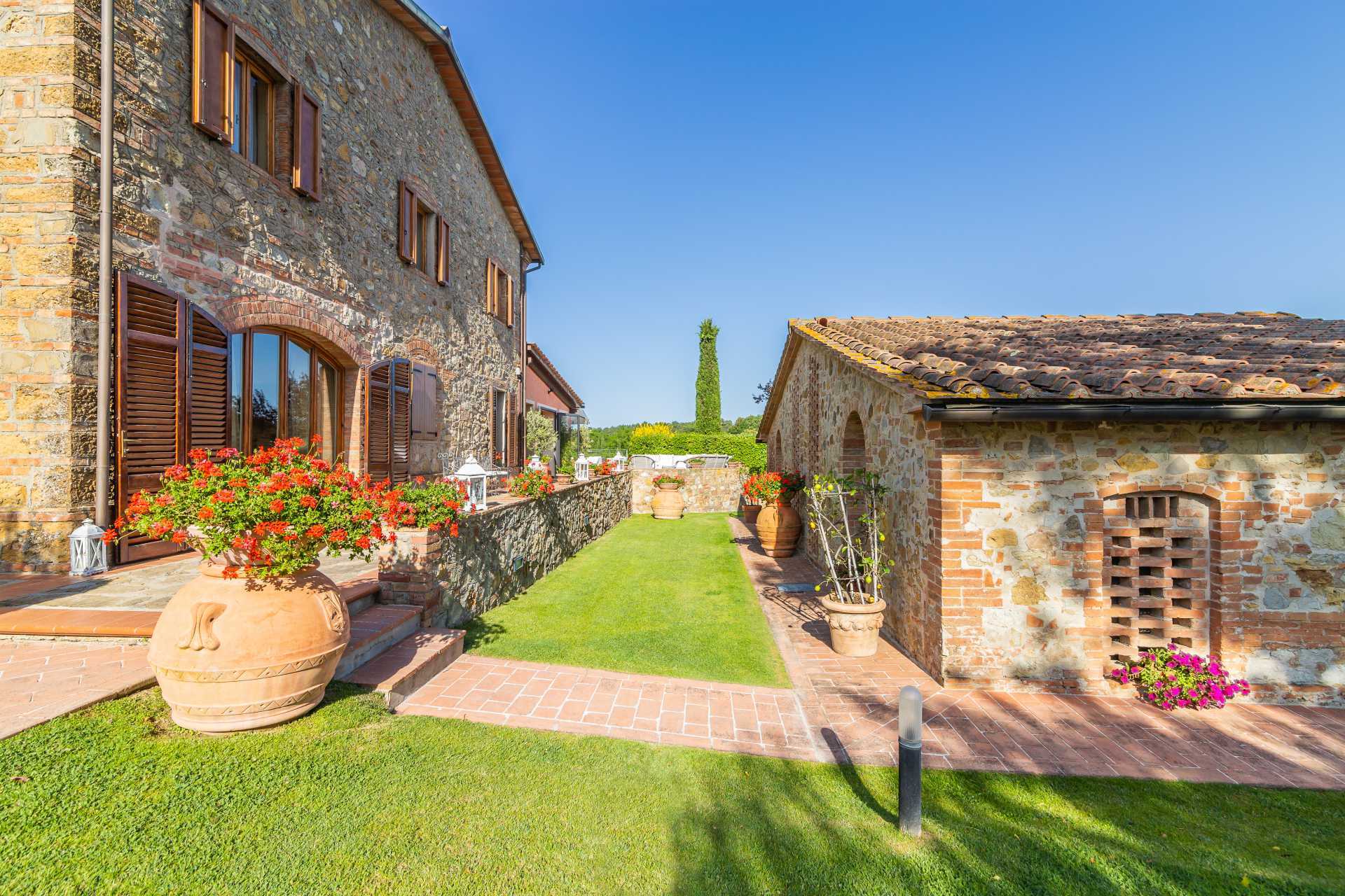 Huis in San Gimignano, Siena 10058573