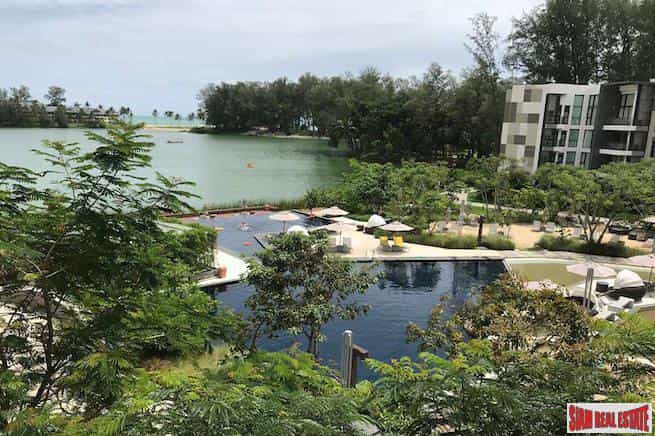 Condominium in Ban Choeng Thale, Phuket 10058596