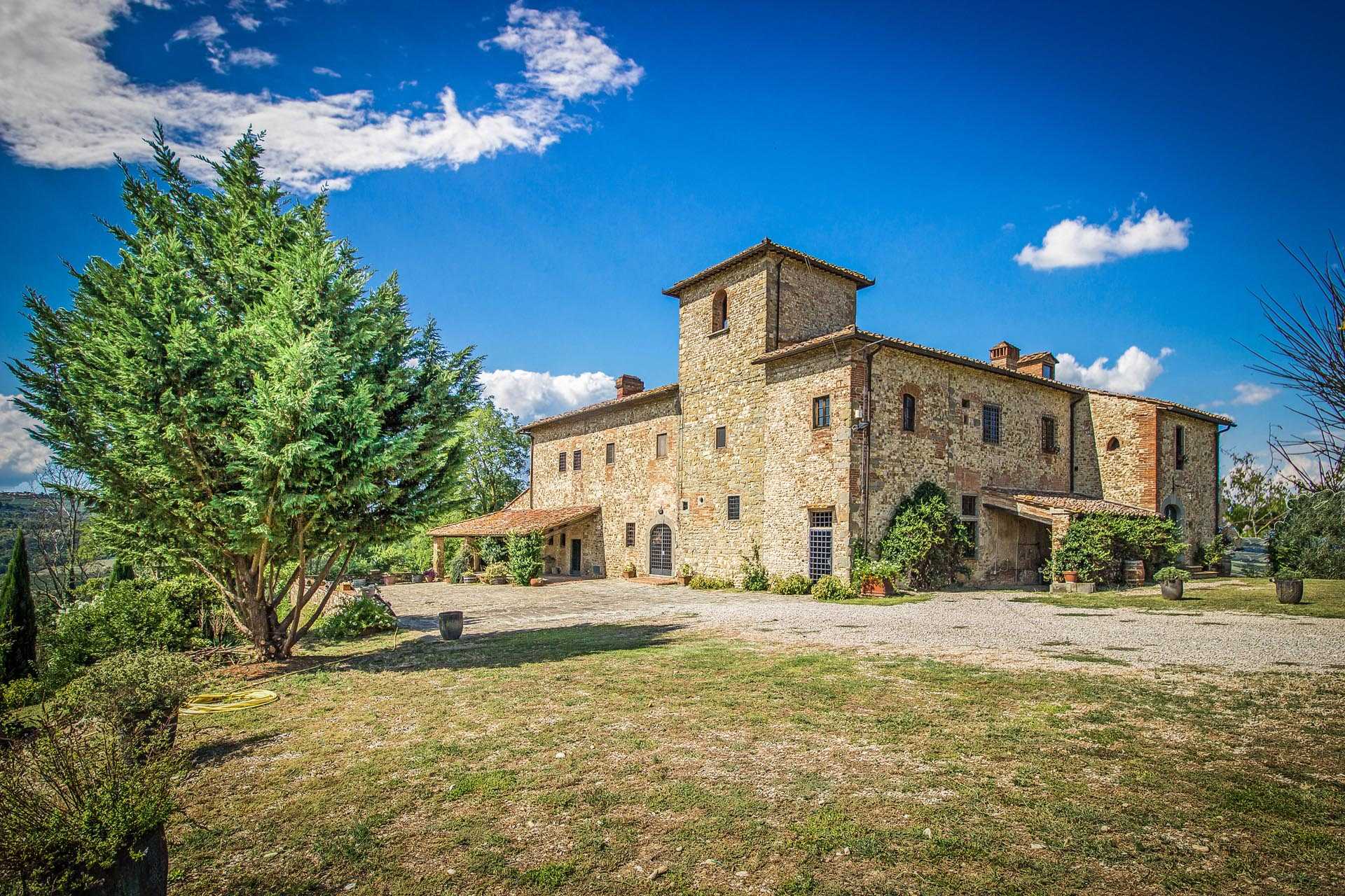 House in San Casciano in Val di Pesa, Tuscany 10058629