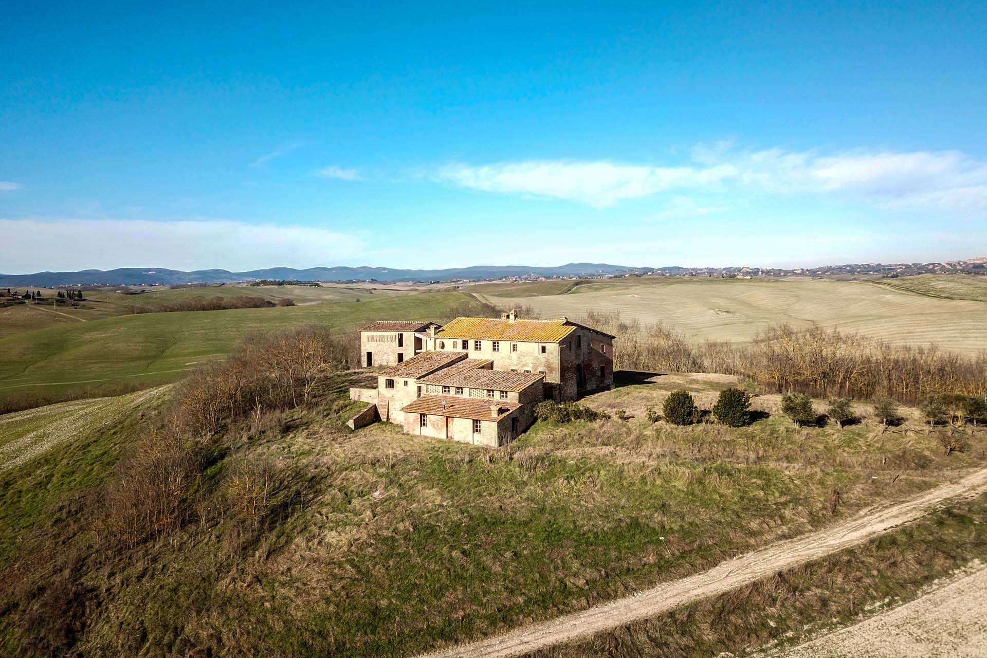 Dom w Castelnuovo Berardenga, Toskania 10058694