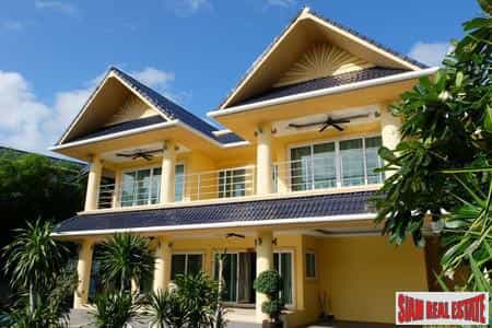 Dom w Ban Nai Han, Phuket 10058713