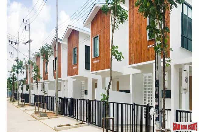 House in Chalong, Phuket 10058717