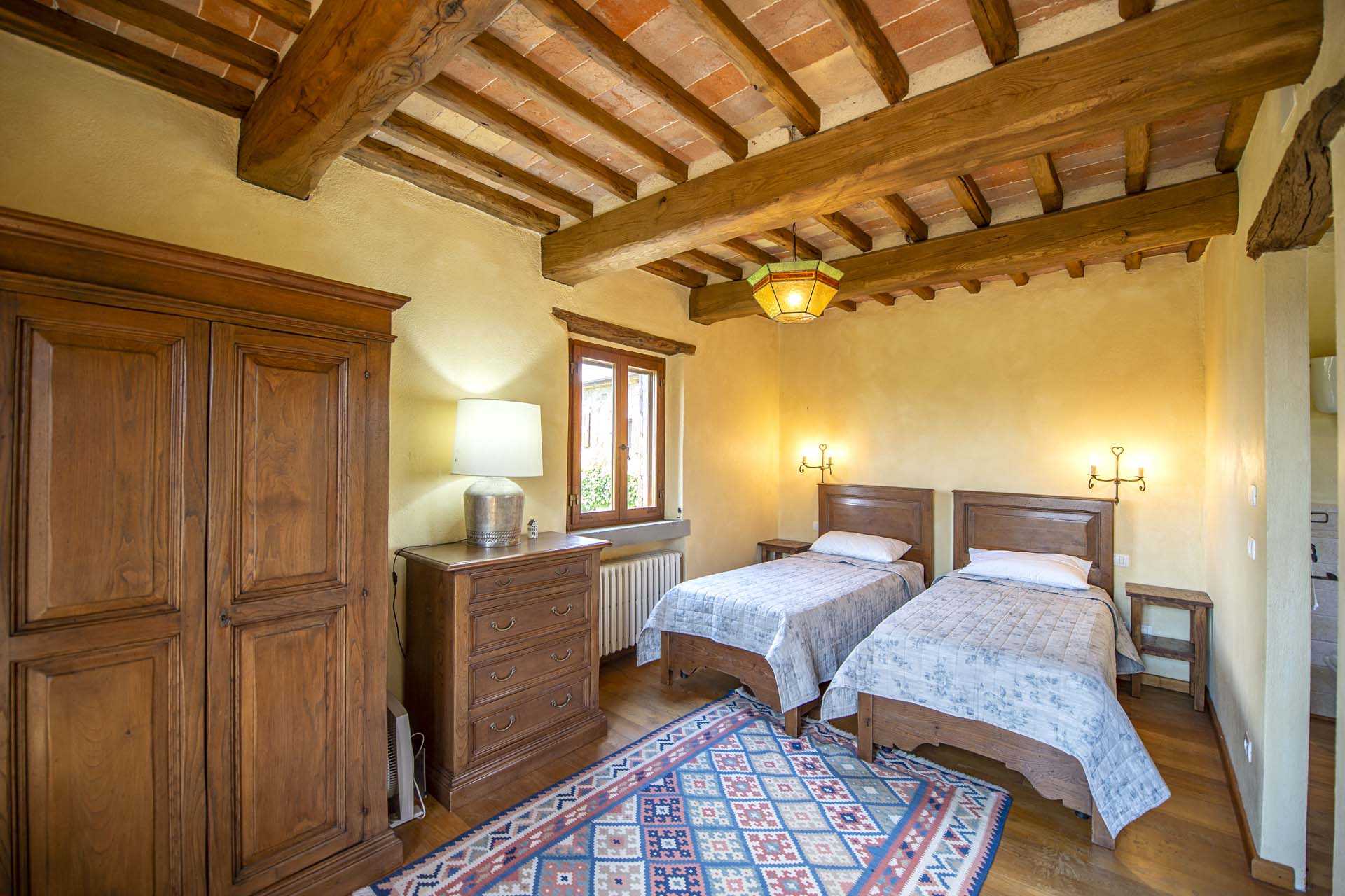 House in Montone, Perugia 10058774