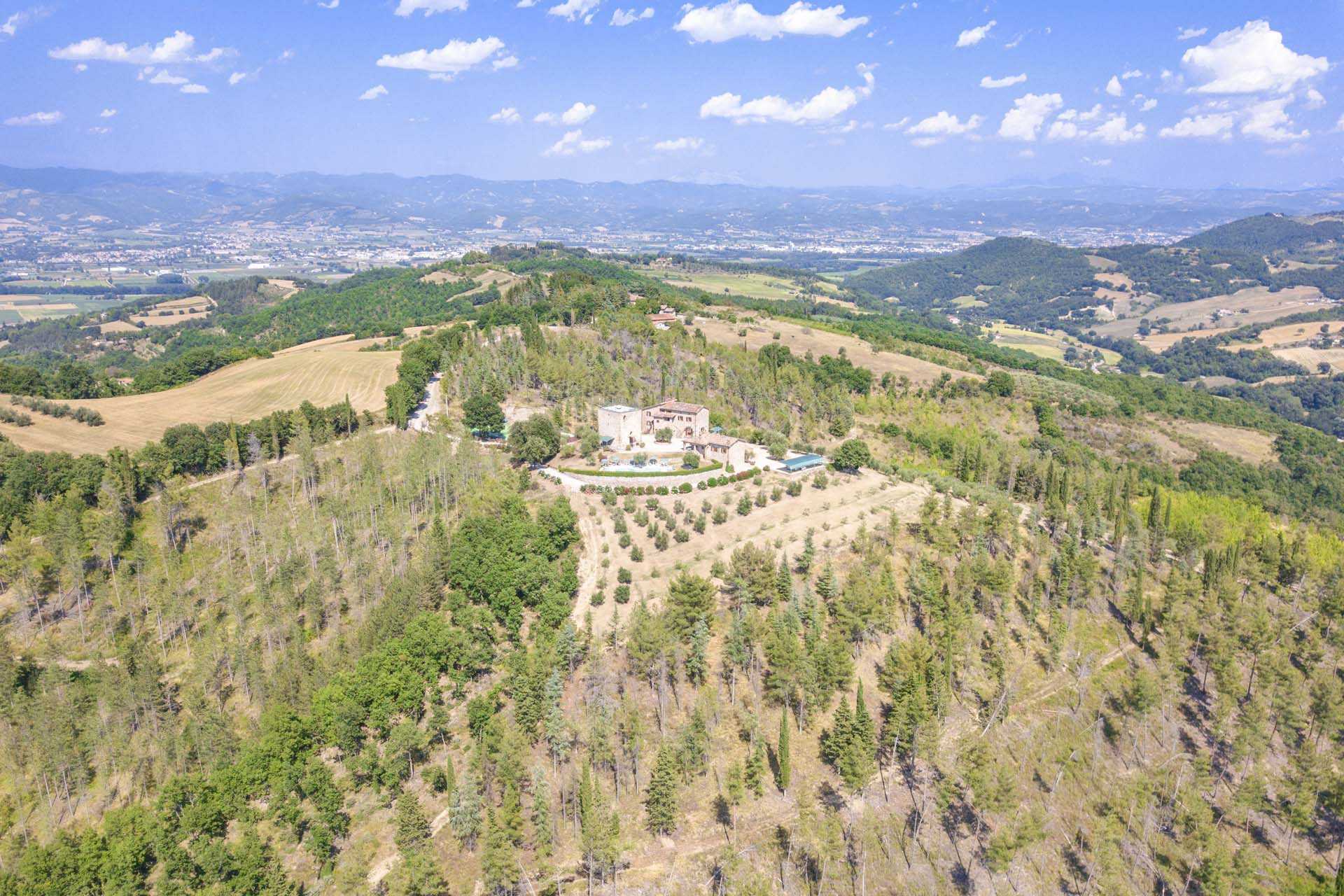 Talo sisään Monte Santa Maria Tiberina, Umbria 10058783